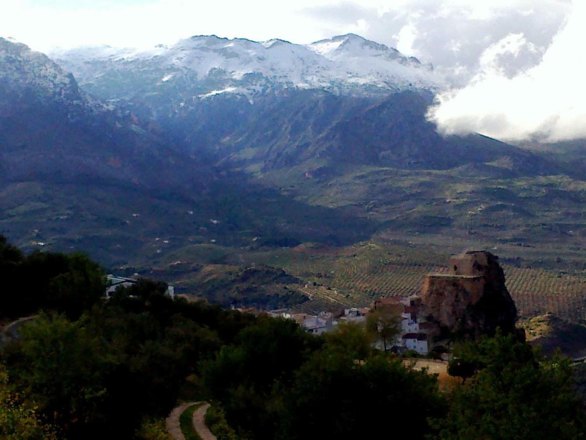 Alojamiento Rural El Agueelo Huelma Exterior photo